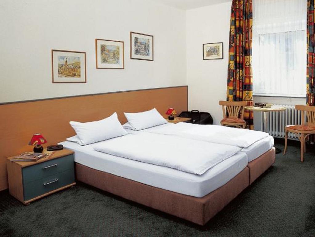 Hotel Moselstern Zum Guten Onkel Bruttig-Fankel